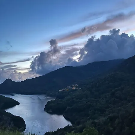 Relais - U Machjonu Hétvégi ház Tolla